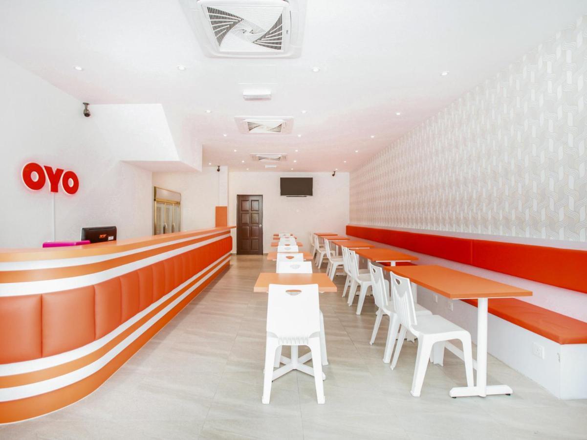 Oyo89696达雅雅酒店 Malacca 外观 照片